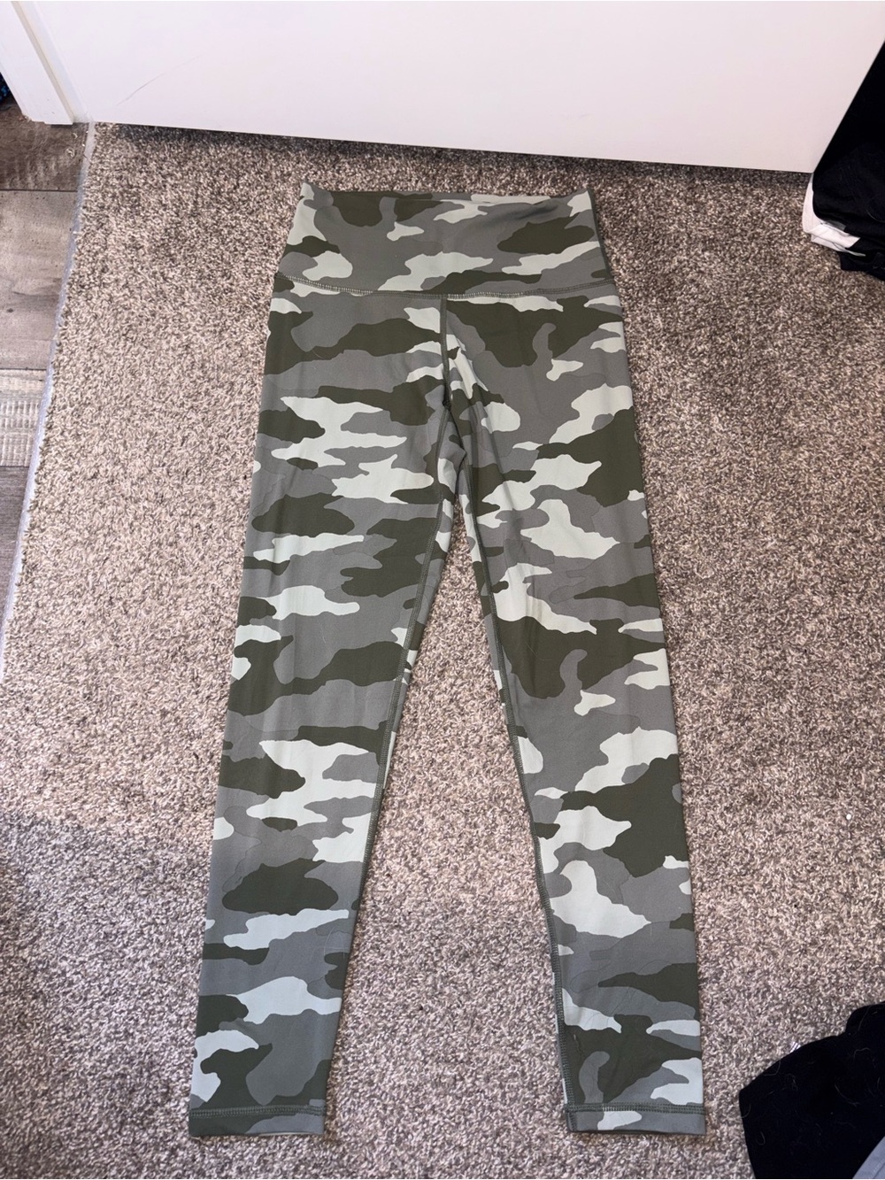 aerie Olive Green Camo High-Rise Leggings